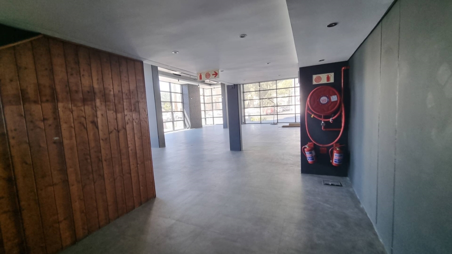 To Let Commercial Property for Rent in Woodstock Western Cape